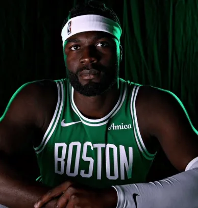 开云Kaiyun中国官网登录入口-5帽赛季新高！马祖拉：克塔在防守端的进步让球队变得更强