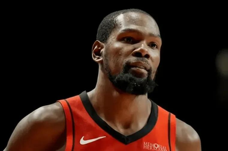 开云Kaiyun官网入口-火箭111-104战胜活塞 球员评价：3人优秀，4人良好，泰特崩盘