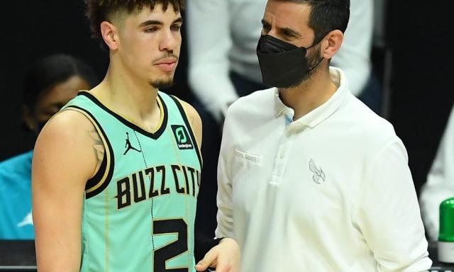 Kaiyun开云官方网站中国登录-伤病毁掉了黄蜂的下半赛季 三球生涯首年留下遗憾